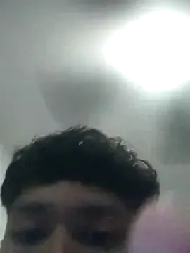 roouse – webcam model profile photo Image 8