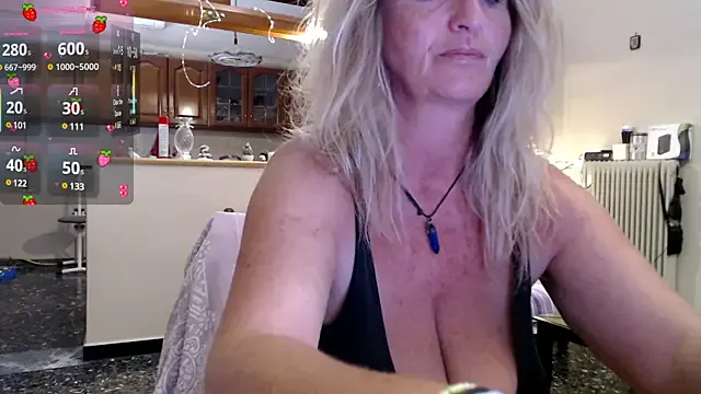  – webcam model profile photo Image 8