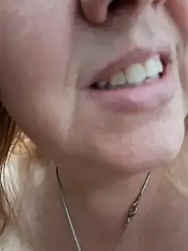 NANA_7 – webcam model profile photo Image 16