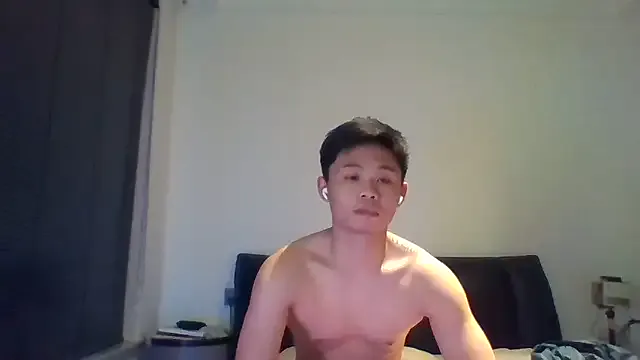 Awesomelusty – webcam model profile photo Image 12