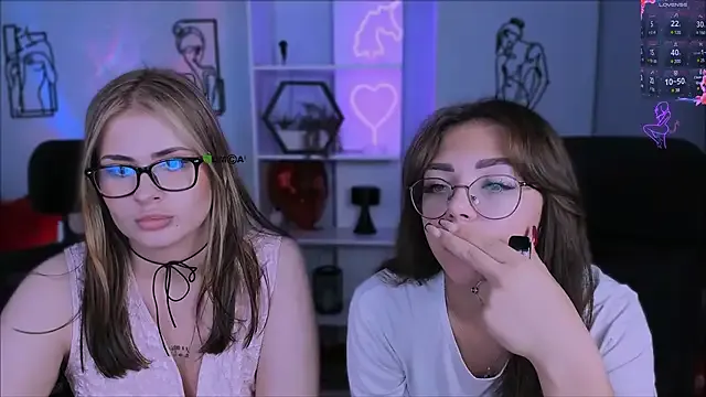 Megu_Melon – webcam model profile photo Image 4