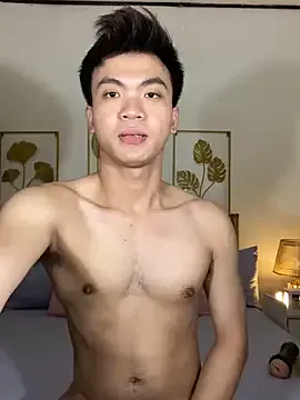 maataaan – webcam model profile photo Image 3