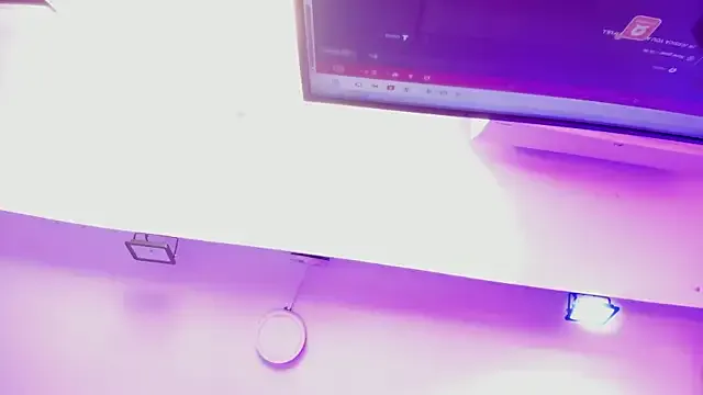 Jessica_Boyer on FreeCamNet