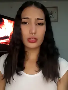 Franshesca_HotxxX – webcam model profile photo Image 3