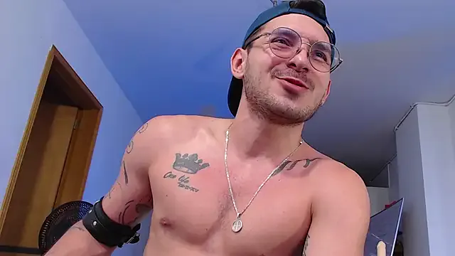 Maddy_Rouse_ on FreeCamNet Image 6