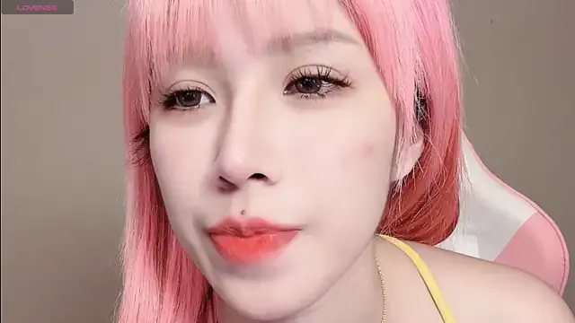 lucy-joy – webcam model profile photo Image 6