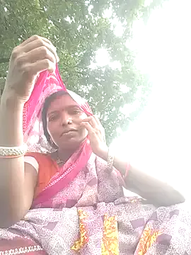 Nonchan_ – webcam model profile photo Image 7