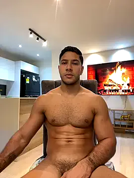  – webcam model profile photo Image 14