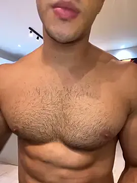 – webcam model profile photo Image 18