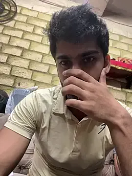 ClaireBree – webcam model profile photo Image 2