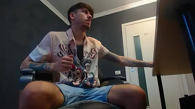 Yui-Ch – webcam model profile photo Image 15