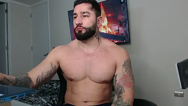  – webcam model profile photo Image 17