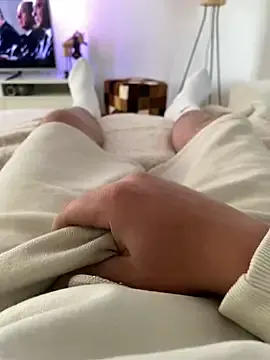 Jonkitzler1 – webcam model profile photo