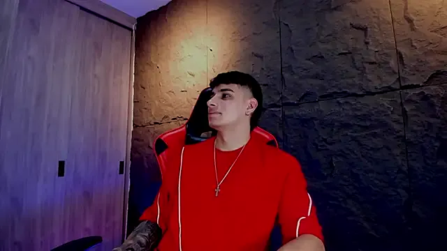 kai101010 – webcam model profile photo Image 19