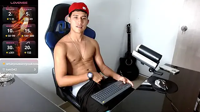 Nonchan_ – webcam model profile photo Image 2