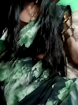 Mia--meow – webcam model profile photo Image 3