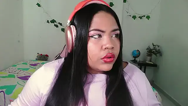 Juicy_elenxx – webcam model profile photo