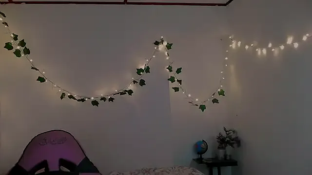 Megu_Melon – webcam model profile photo Image 12