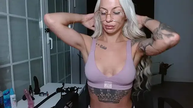 _chanMOMO_ – webcam model profile photo Image 7