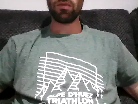 GouGou-111 – webcam model profile photo Image 2