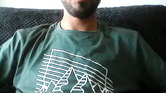 GouGou-111 – webcam model profile photo Image 3