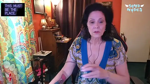 Nonchan_ – webcam model profile photo Image 3