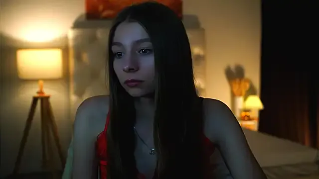 roouse – webcam model profile photo Image 11