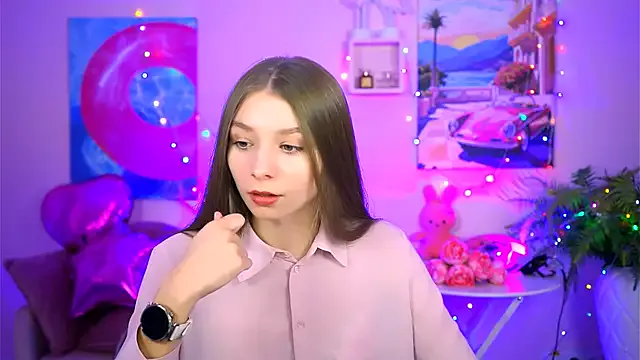 roouse – webcam model profile photo Image 13