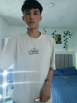  – webcam model profile photo Image 6