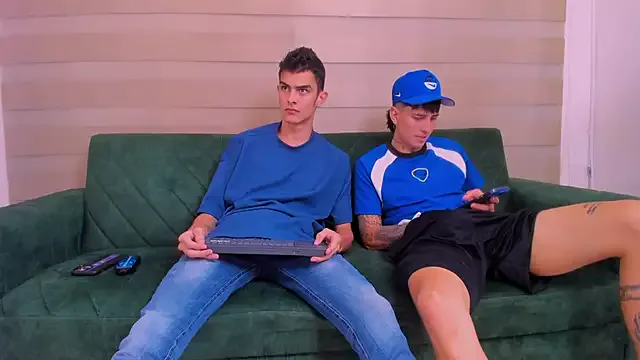 AllaTousNew on FreeCamNet Image 2