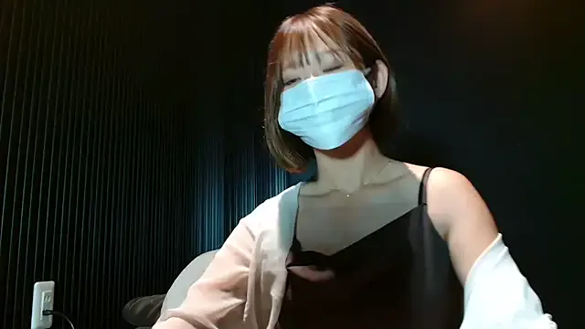 Megu_Melon – webcam model profile photo Image 4