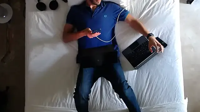 EvieEvans – webcam model profile photo Image 2