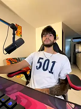 kai101010 – webcam model profile photo Image 13