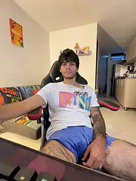 kai101010 – webcam model profile photo Image 18