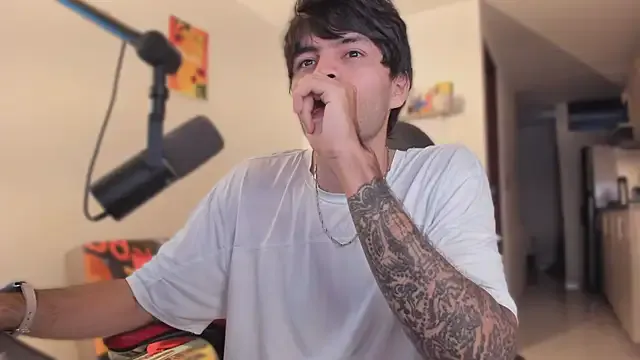 kai101010 – webcam model profile photo Image 19