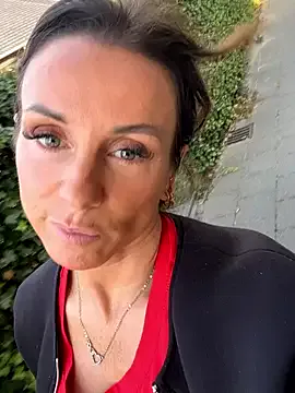 EvieEvans – webcam model profile photo Image 9