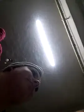 Mia--meow – webcam model profile photo Image 18