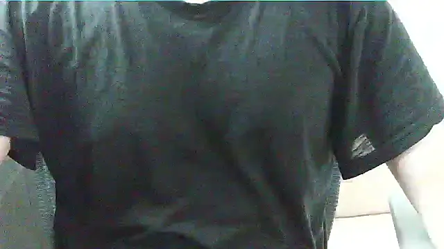 Rodrigues_Lucas – webcam model profile photo Image 18