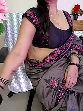 kaamuk_shweta Image 12