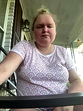 roouse – webcam model profile photo Image 17