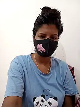 Mia--meow – webcam model profile photo Image 5