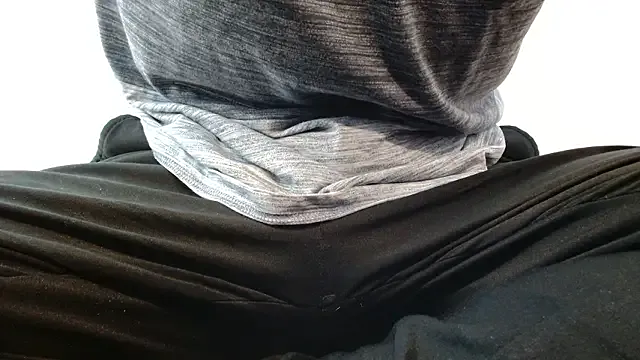  – webcam model profile photo Image 17