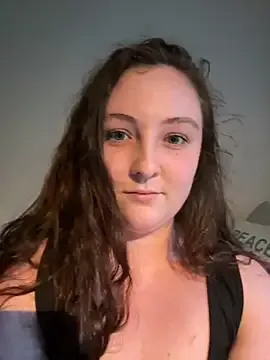 roouse – webcam model profile photo Image 12