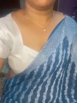 Nonchan_ – webcam model profile photo Image 5