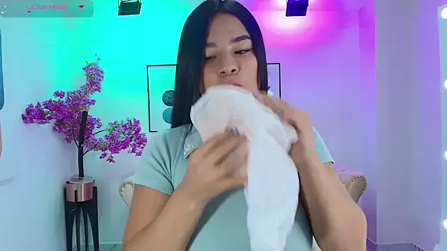 coioii_s – webcam model profile photo Image 4