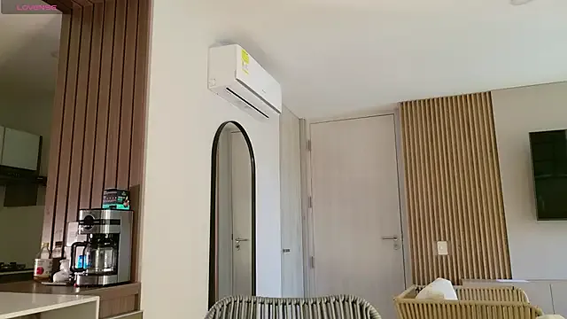 Ttixmila – webcam model profile photo Image 14