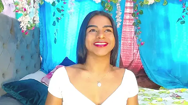 Megu_Melon – webcam model profile photo Image 12