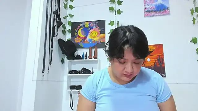 Mia--meow – webcam model profile photo Image 16