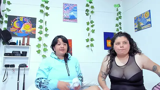 Mia--meow – webcam model profile photo Image 17