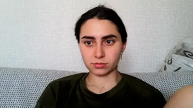 Megu_Melon – webcam model profile photo Image 2